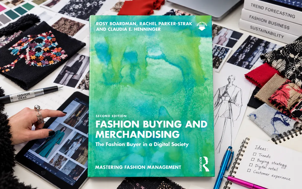 Libro Fashion Buying and Merchandising publicado por Routledge